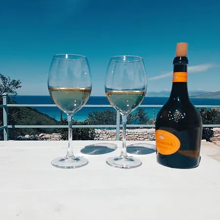 Amar Seaside Apartment *