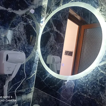 Amar Seaside Apartment Ksamil